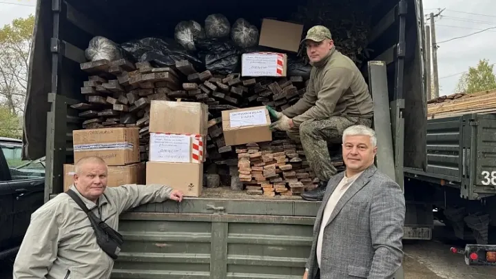 Жители Поморья продолжают поддерживать бойцов СВО гуманитарной помощью и вещами — Архангельск Сейчас