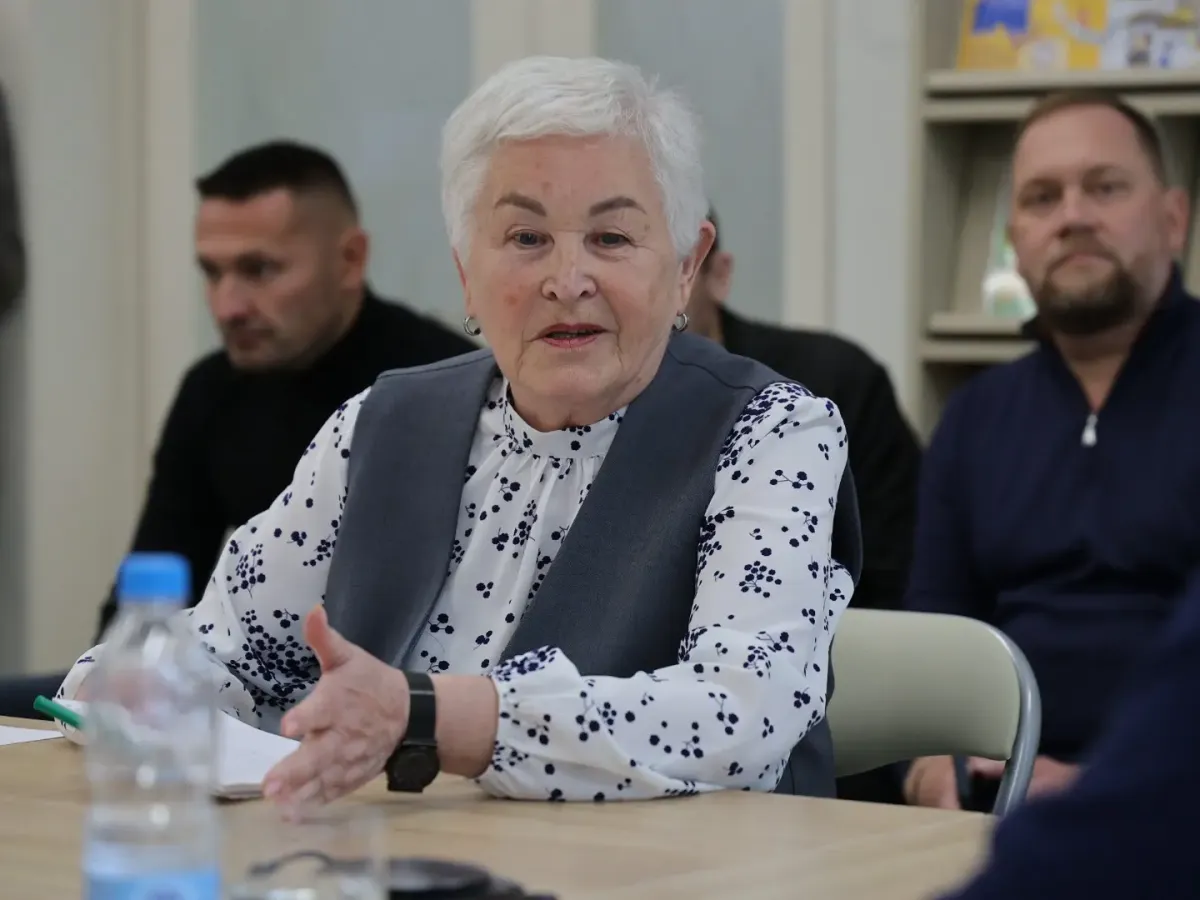 В Коряжме на приеме жителей обсудили автовокзал, тротуар и памятное место