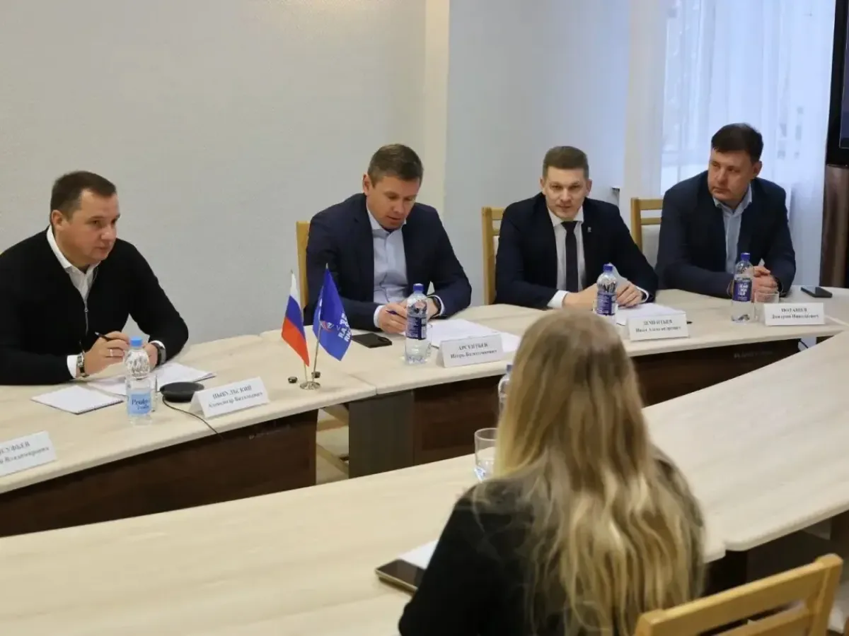 Губернатор Архангельской области провел прием граждан по вопросам Северодвинска