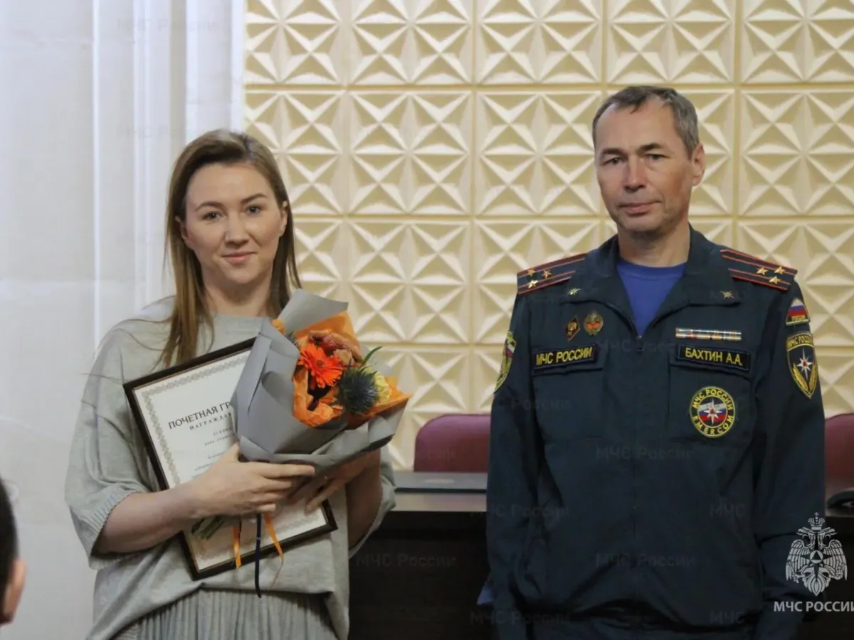 В Главном управлении МЧС по Архангельской области прошло торжественное собрание к годовщине гражданской обороны