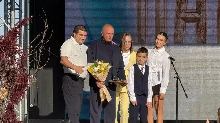 Учитель Андрей Минаков стал лауреатом премии «Наши — 2026» — Барнаул Сейчас
