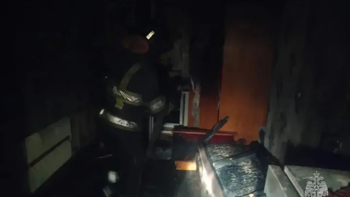 В Барнауле ликвидировали пожар в квартире на улице Шукшина — Барнаул Сейчас