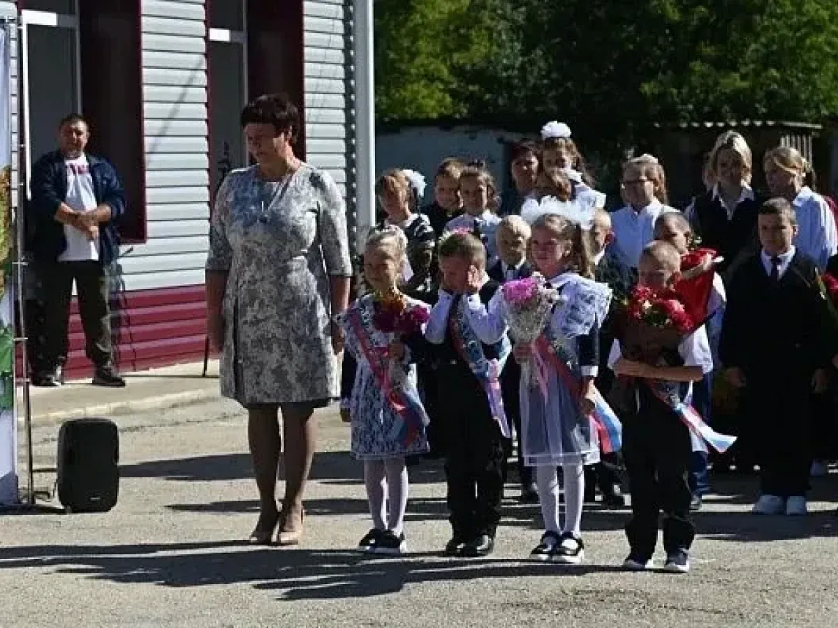 В селе Усть-Таловка Курьинского района после капитального ремонта открыли школу