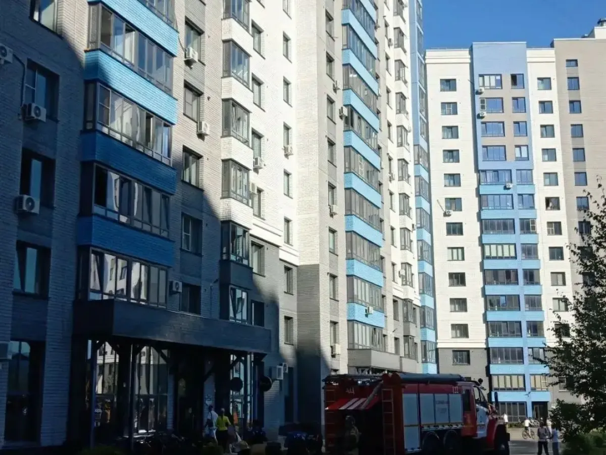 В Барнауле потушили пожар в квартире многоэтажного дома