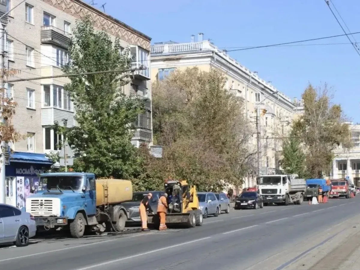 В Барнауле продолжается текущий ремонт дорог на нескольких участках