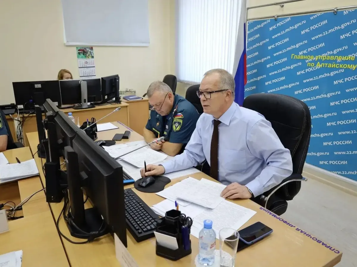 В Алтайском крае подвели итоги работы МЧС в августе и обсудили подготовку к осени