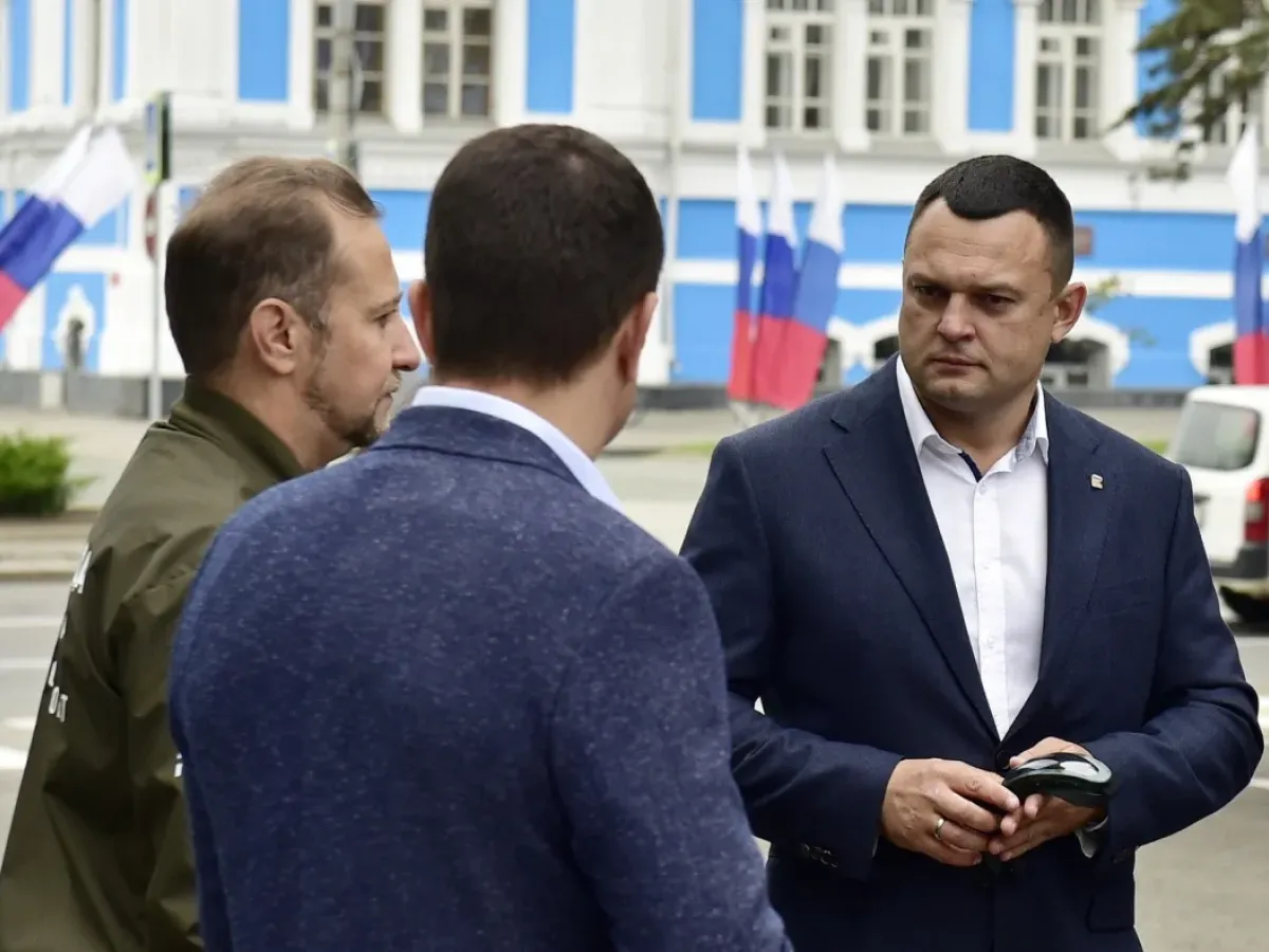 Из Барнаула в зону СВО и новые регионы отправили автомобили и гуманитарный груз