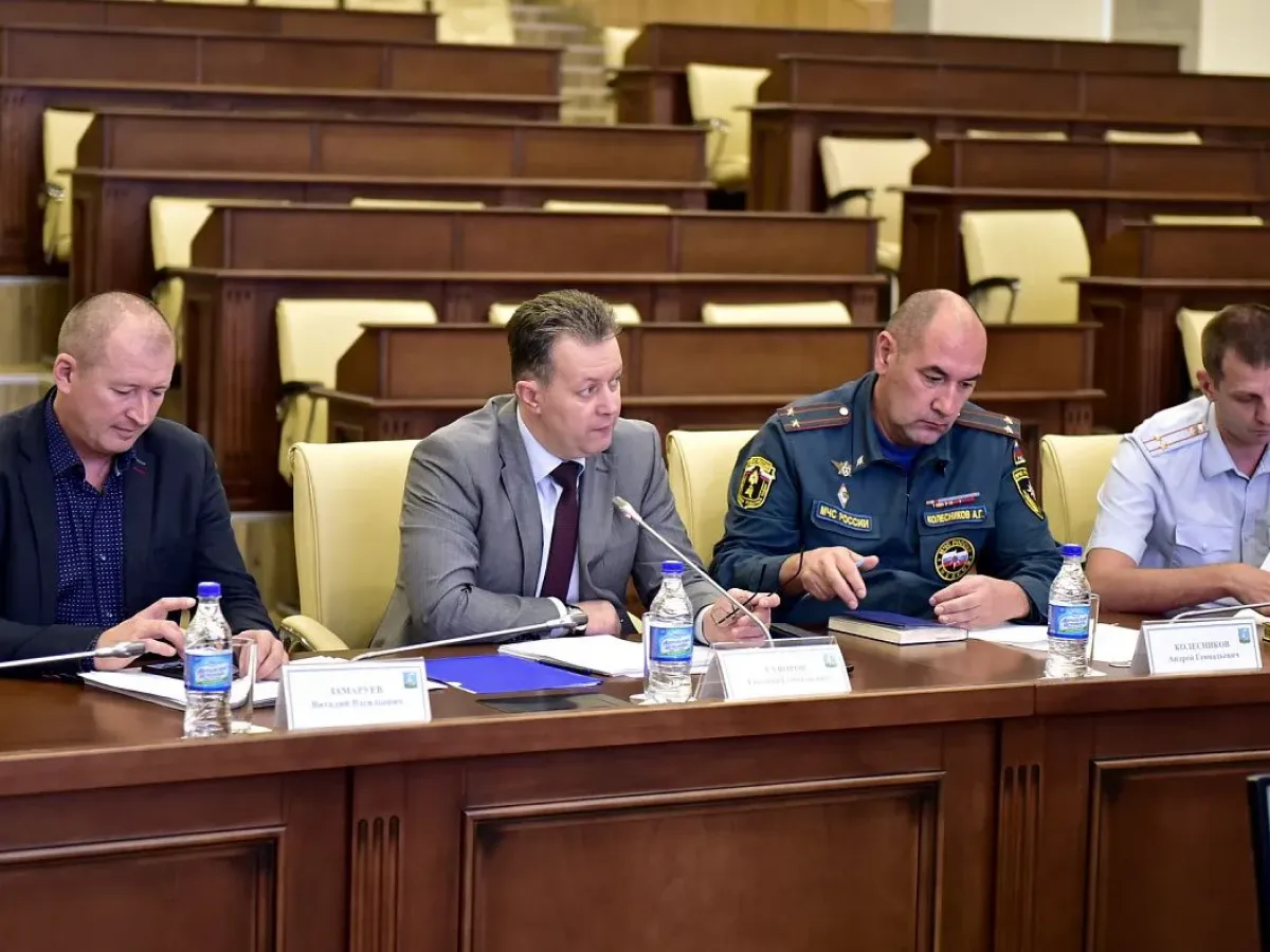 В Барнауле обсудили меры безопасности и работу участков в дни выборов
