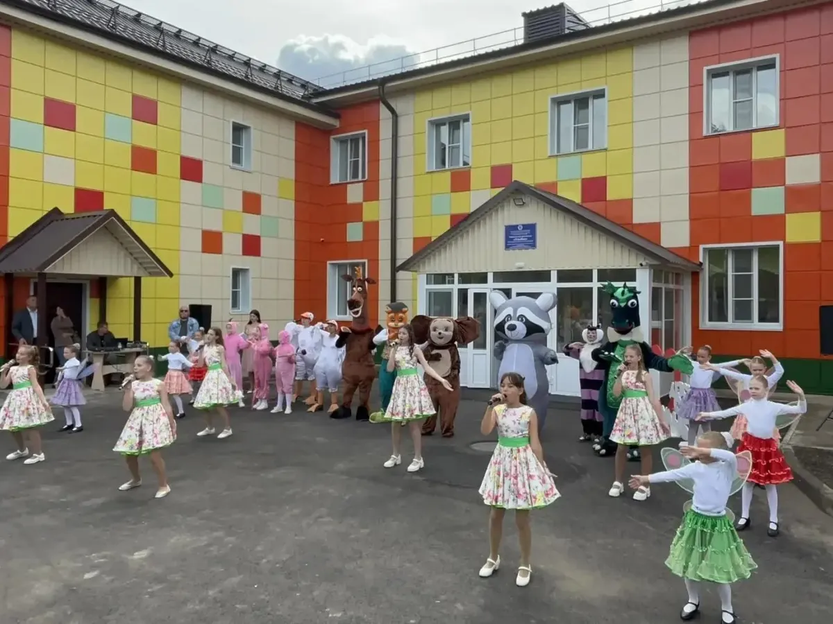 В селе Ребриха после капитального ремонта открылся детский сад «Улыбка»