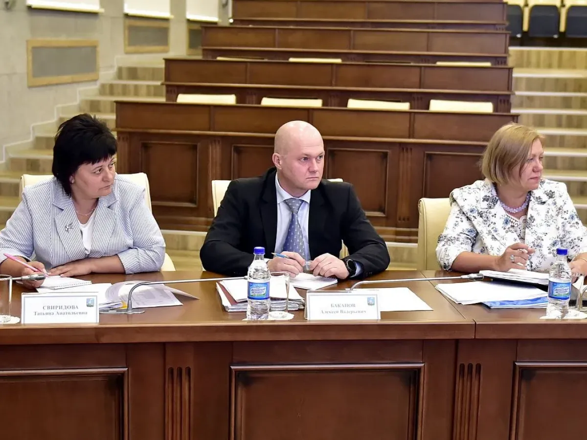 В Барнауле обсудили меры безопасности и работу участков в дни выборов