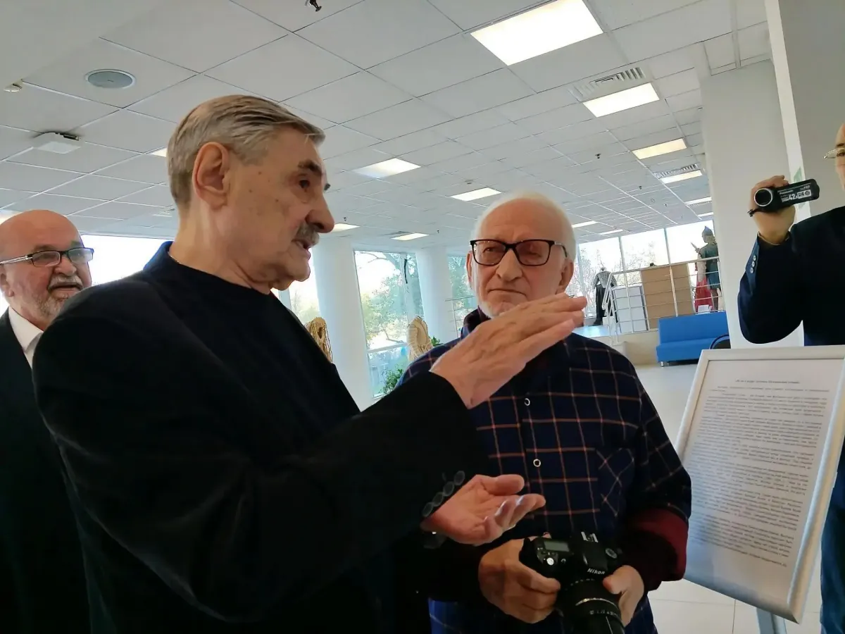 Во ВГИКе открылась фотовыставка к 50-летию Шукшинских чтений
