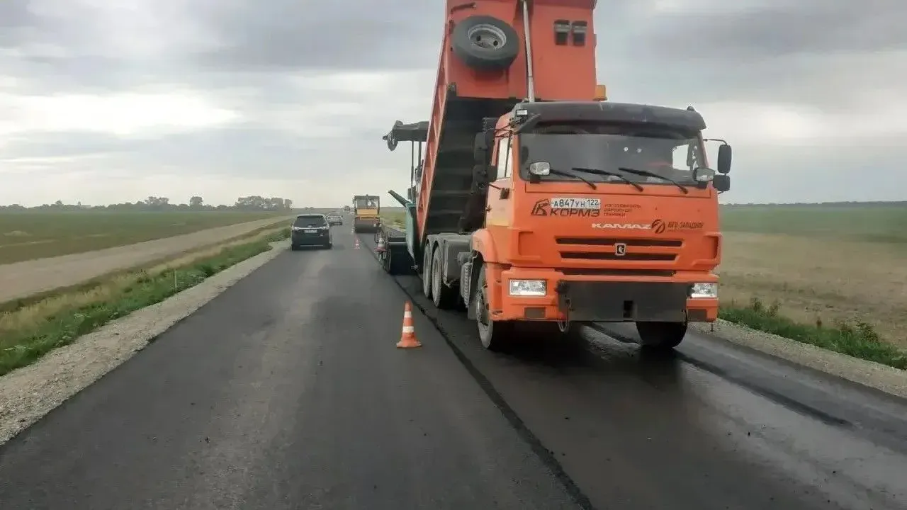 В Ключевском районе по нацпроекту ремонтируют 10 км дороги к трассе А-321 — Барнаул Сейчас