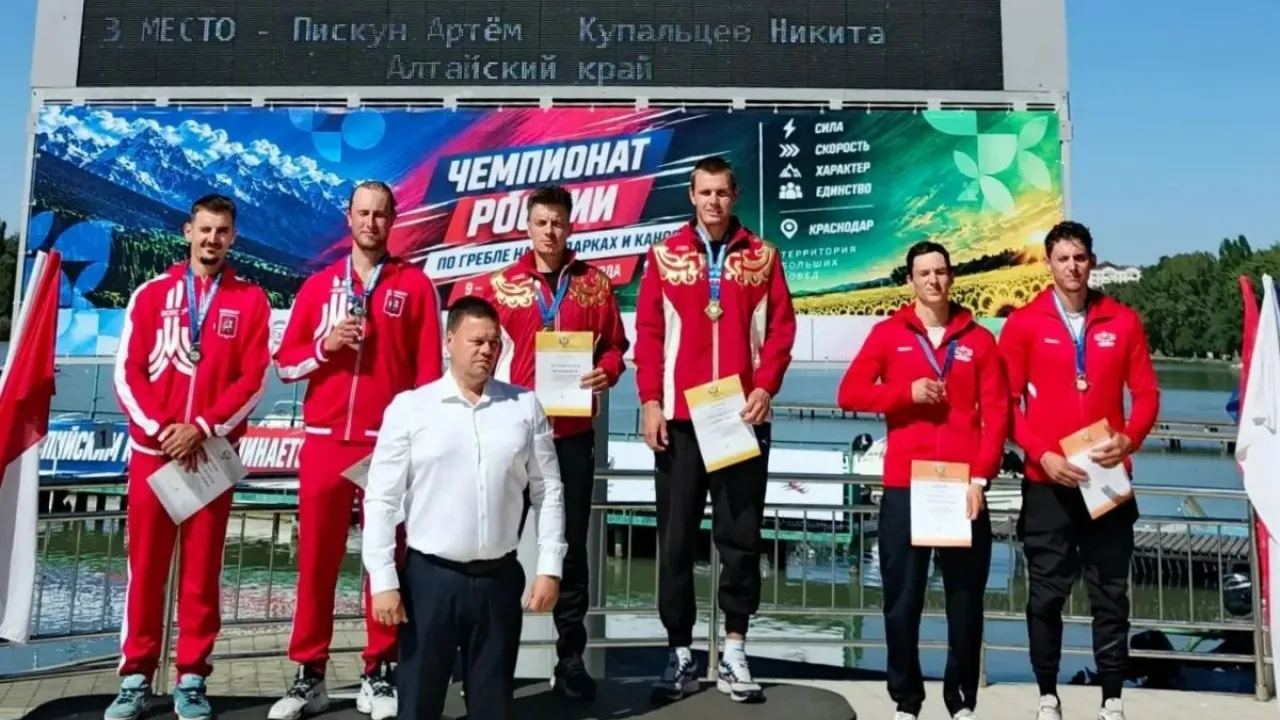 Алтайские гребцы завоевали две медали в первый день чемпионата России в Краснодаре — Барнаул Сейчас