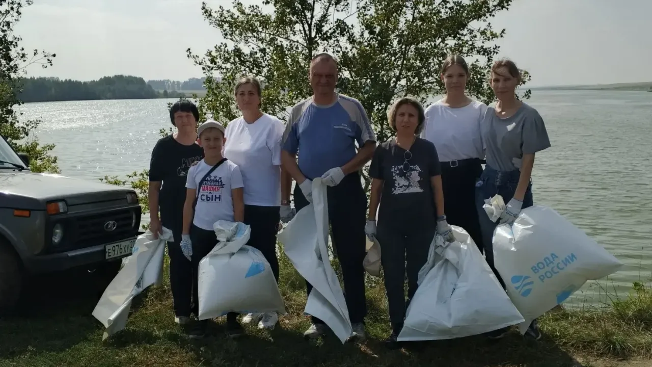 В Алейском районе очистили от мусора берег Горевского водохранилища — Барнаул Сейчас