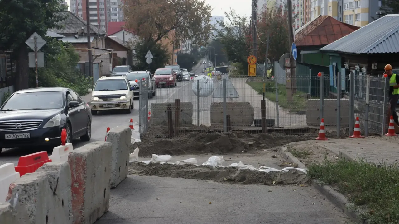 В Барнауле реконструируют водопровод по улице Димитрова и переулку Ядринцева — Барнаул Сейчас