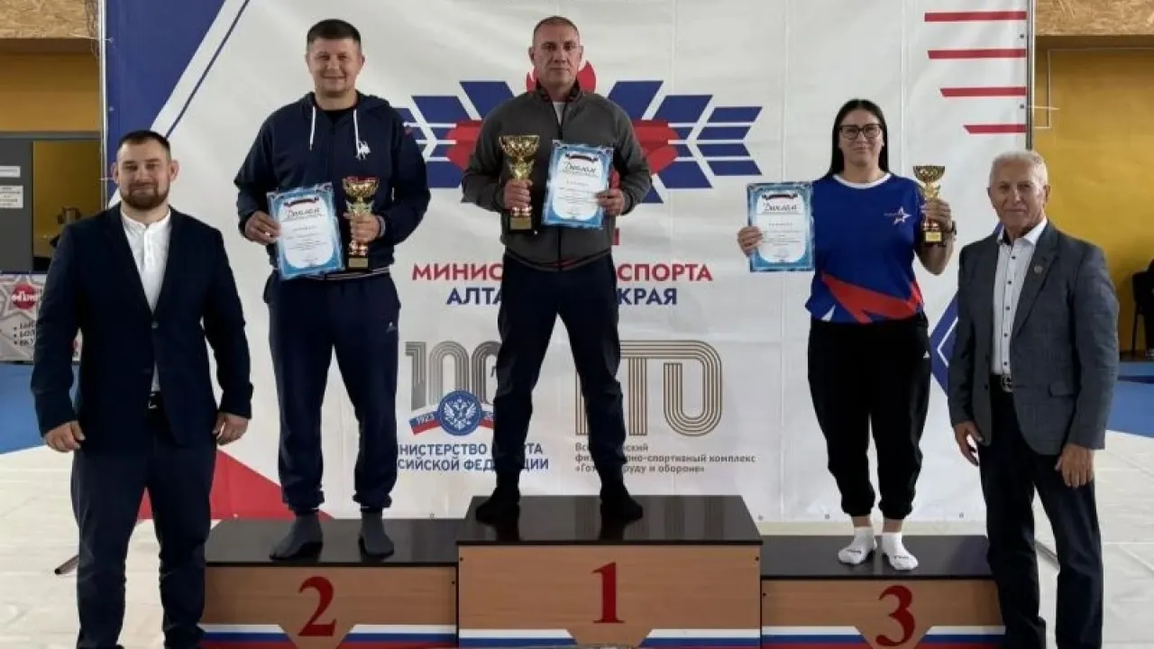 В Бийске определили призёров краевой Спартакиады спортивных школ по самбо — Барнаул Сейчас