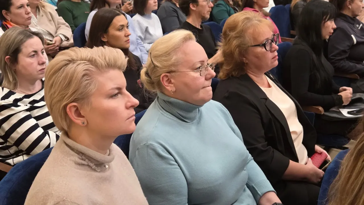 В Барнауле прошло краевое родительское собрание о безопасности детей — Барнаул Сейчас