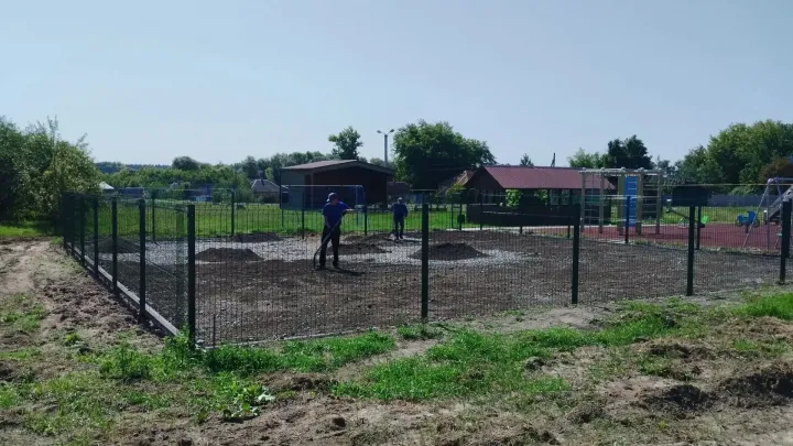 В Грайворонском округе строят новые спортивные и детские площадки — Белгород Сейчас
