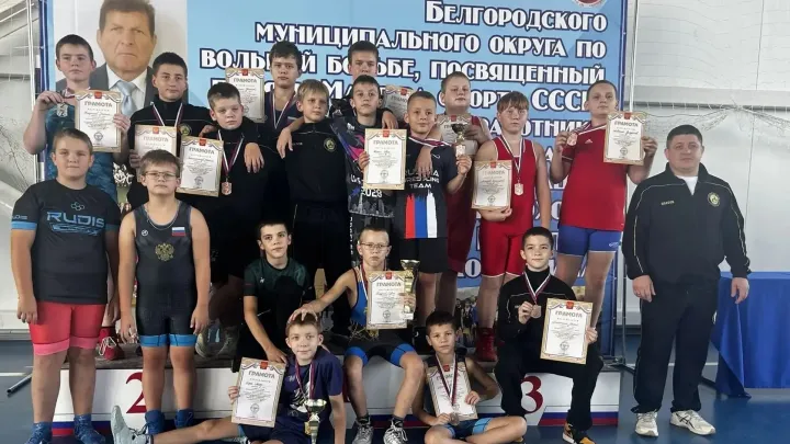 В Северном прошёл турнир по вольной борьбе памяти Виталия Дорохова — Белгород Сейчас