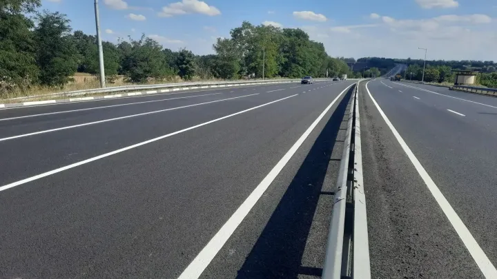 В Белгородской области завершают ремонт участка дороги Белгород — Шебекино — Волоконовка — Белгород Сейчас