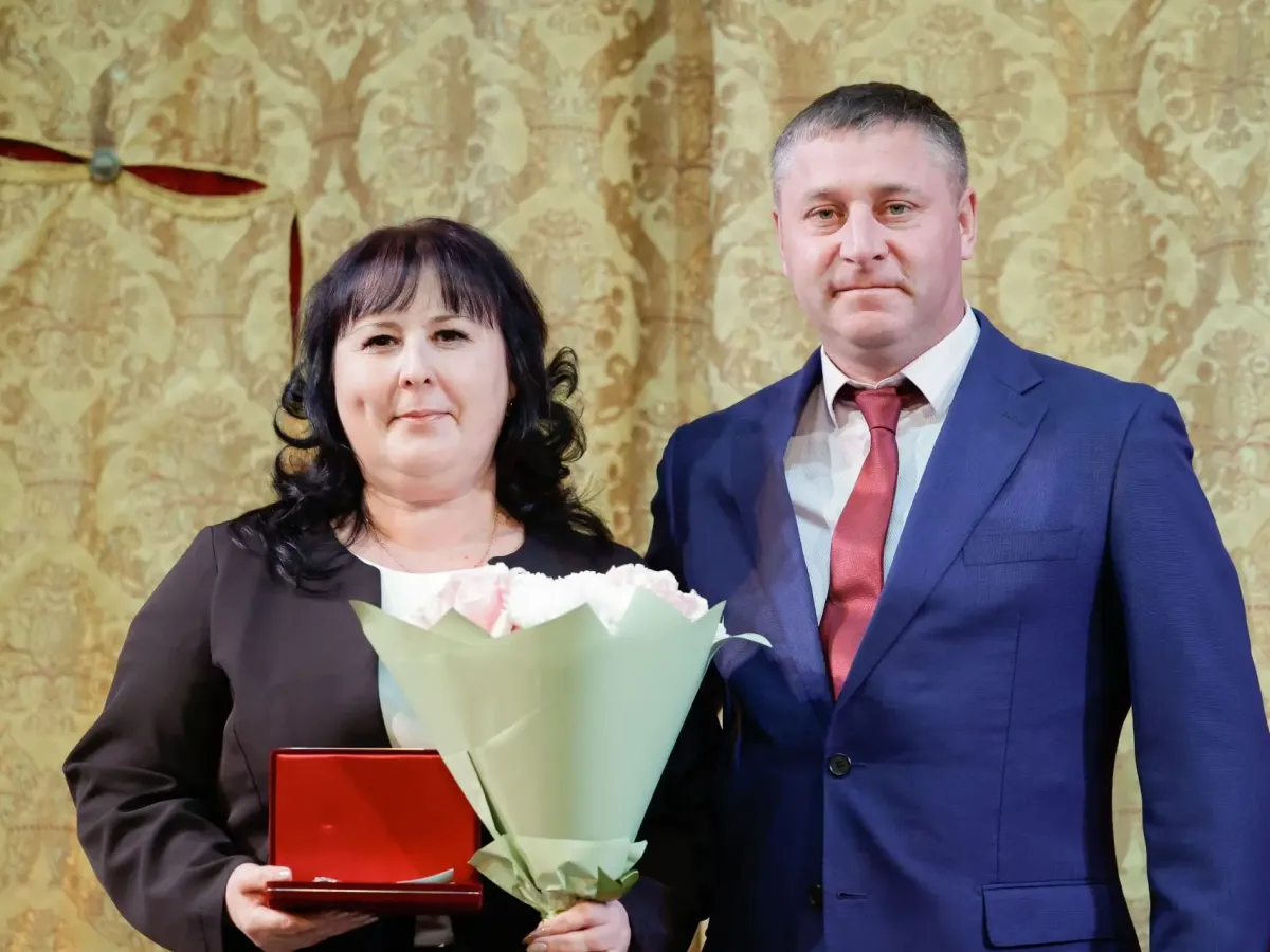В Белгороде наградили 30 педагогов в День учителя