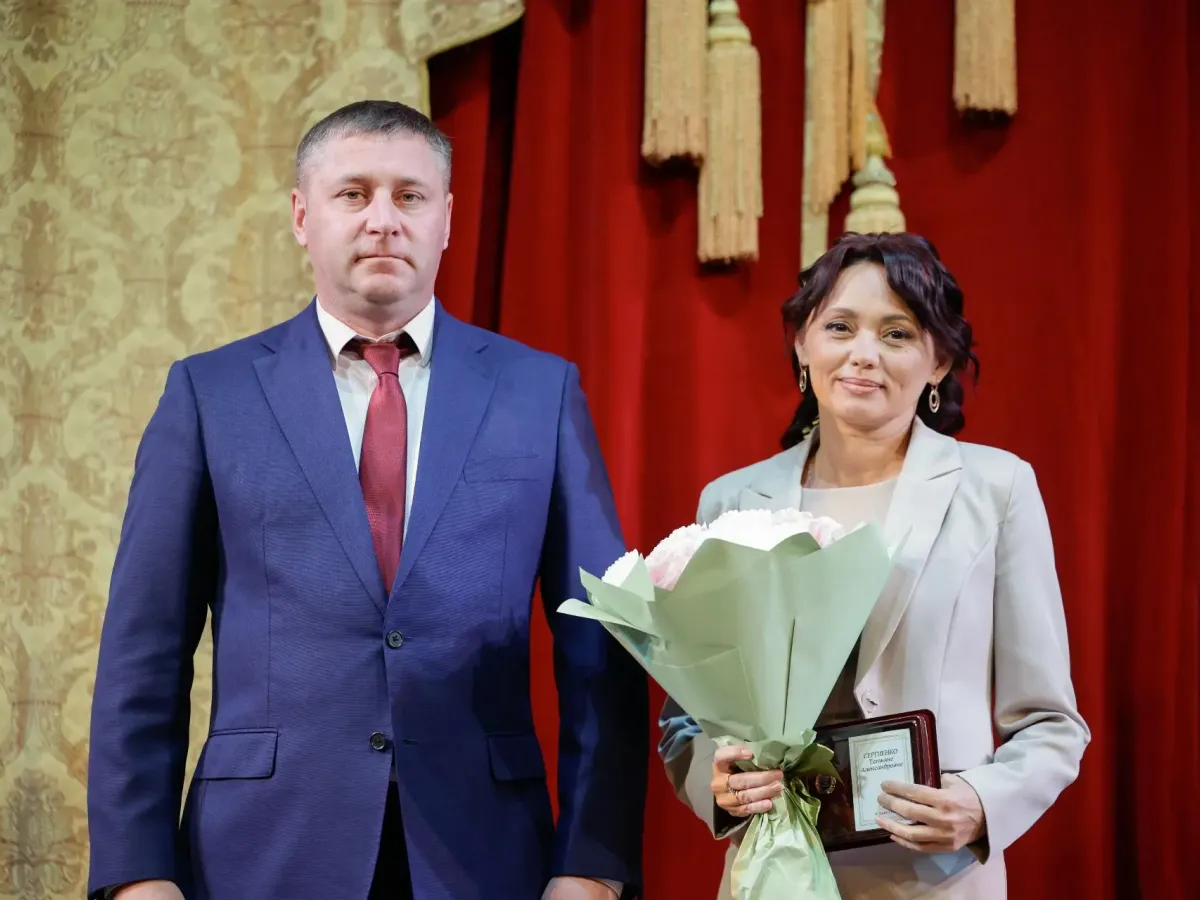 В Белгороде наградили 30 педагогов в День учителя