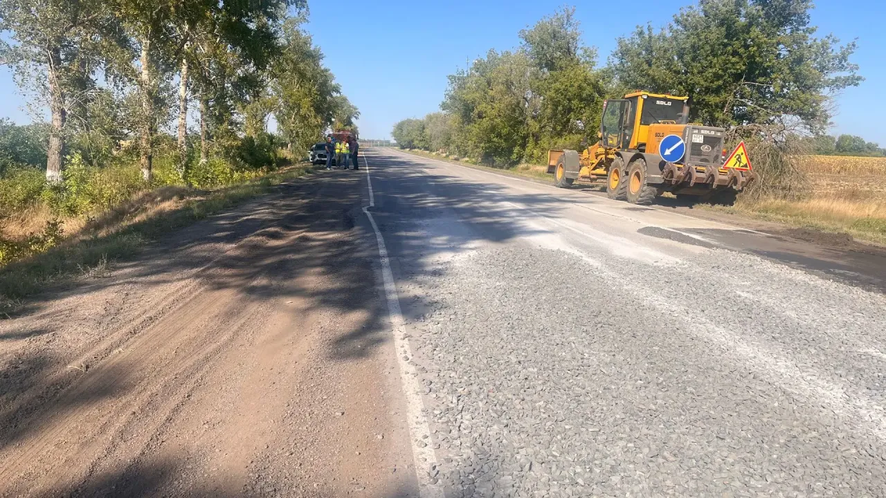 На участке дороги Валуйки – Алексеевка – Красное начался ремонт на 2,5 км — Белгород Сейчас