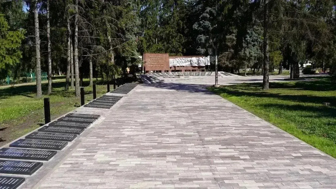 В Прохоровке завершили благоустройство мемориального комплекса «Вечный огонь» — Белгород Сейчас