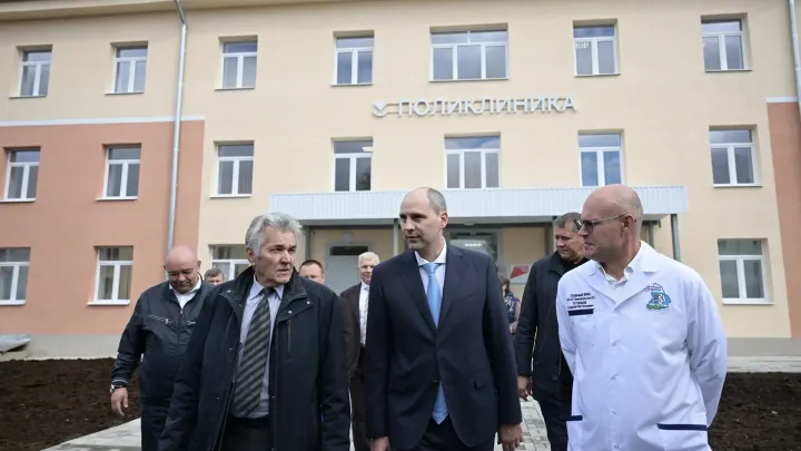 В поселках Черемухово и Калья возобновили работу поликлиники после капитального ремонта — Екатеринбург Сейчас