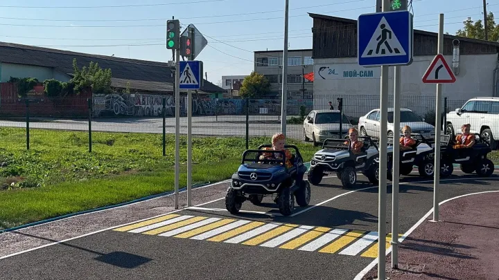 В Камышлове на территории детского сада открыли новый автогородок — Екатеринбург Сейчас