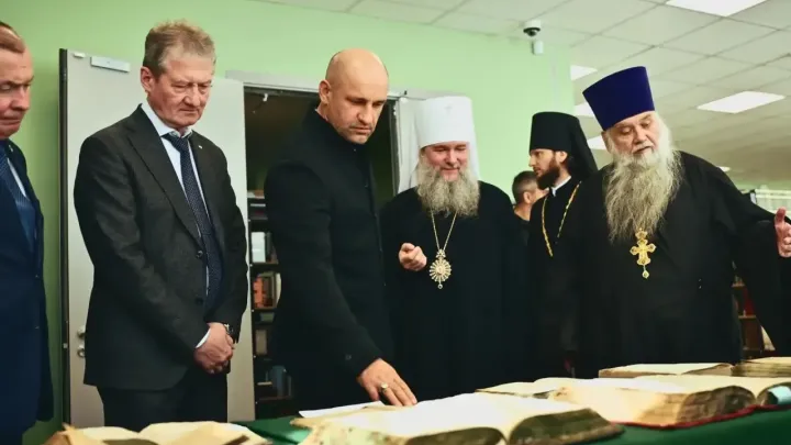 Уральскую духовную школу с новосельем поздравили почетные гости в Екатеринбурге — Екатеринбург Сейчас