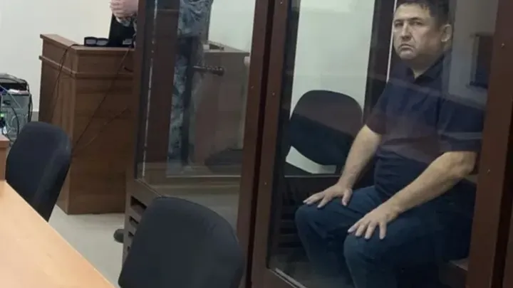 Суд отправил под стражу двух обвиняемых по делу о взятках в Каменске-Уральском — Екатеринбург Сейчас