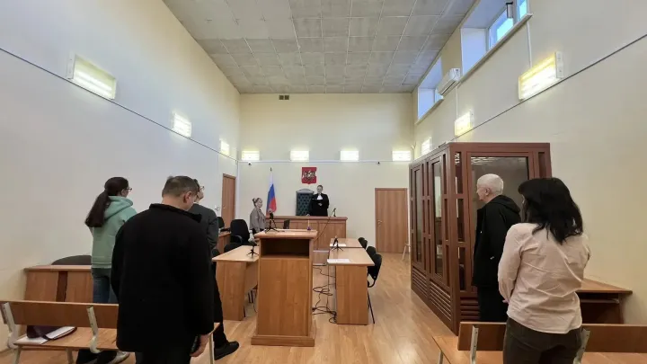 В Березовском водителя автобуса осудили за наезд на школьницу на переходе — Екатеринбург Сейчас