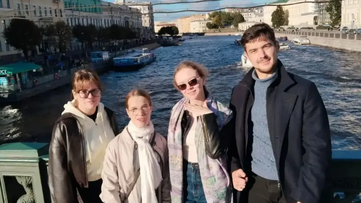 Победительницы игры «Пять локтей до сажени» участвуют в межрегиональном этапе в Петербурге — Екатеринбург Сейчас