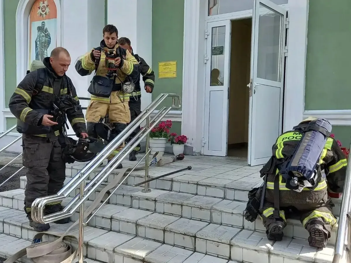 В школах Свердловской области начались пожарно-тактические учения МЧС