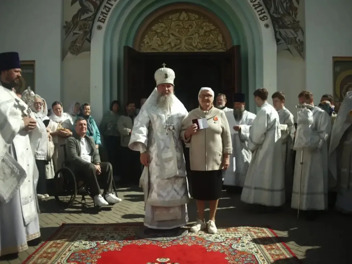 Церковные награды получили сотрудники Преображенского храма