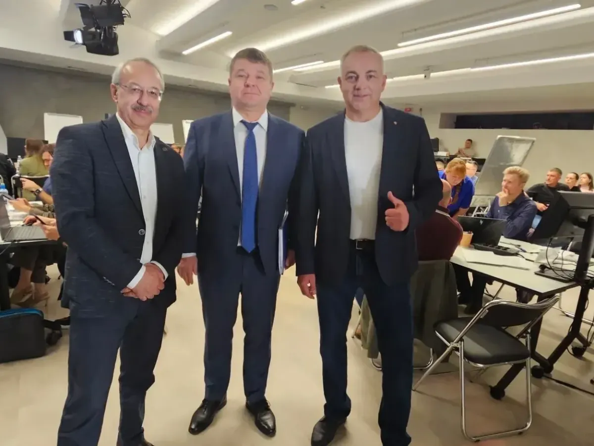 В Екатеринбурге открылся акселератор «Лидеры отрасли» для руководителей предприятий