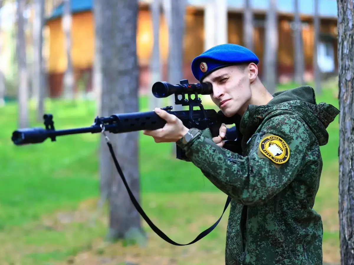 В Свердловской области завершился межрегиональный военно-спортивный слёт кадетов