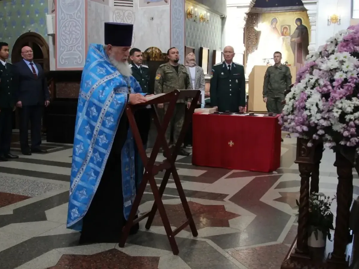 В Екатеринбурге 33 слушателя Академии госслужбы и казачества получили дипломы