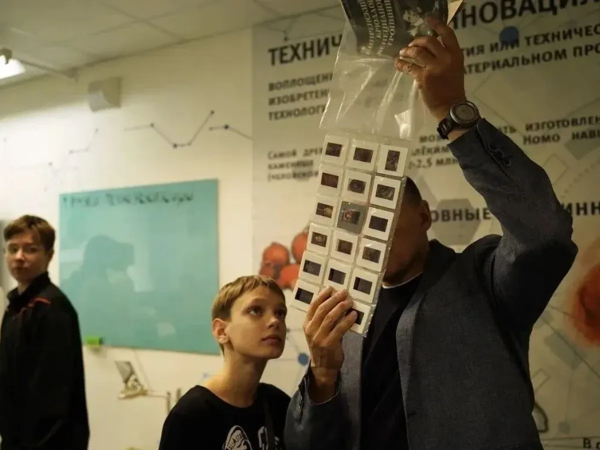 Школьники Екатеринбурга попробовали профессии на практике в УрГПУ