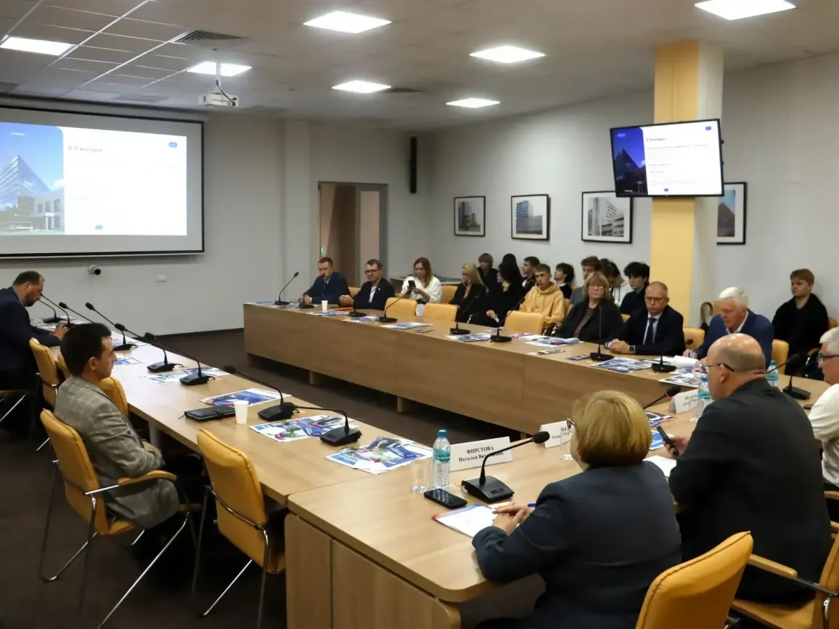 В технопарке «Университетский» прошла встреча с членами партии «Единая Россия»