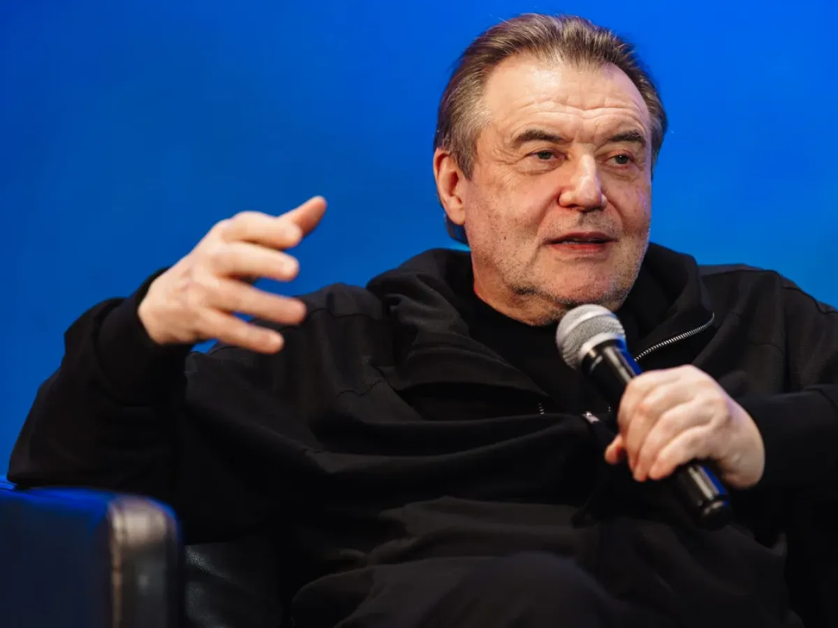Алексей Учитель рассказал в Ельцин Центре о фильме «Шум времени»