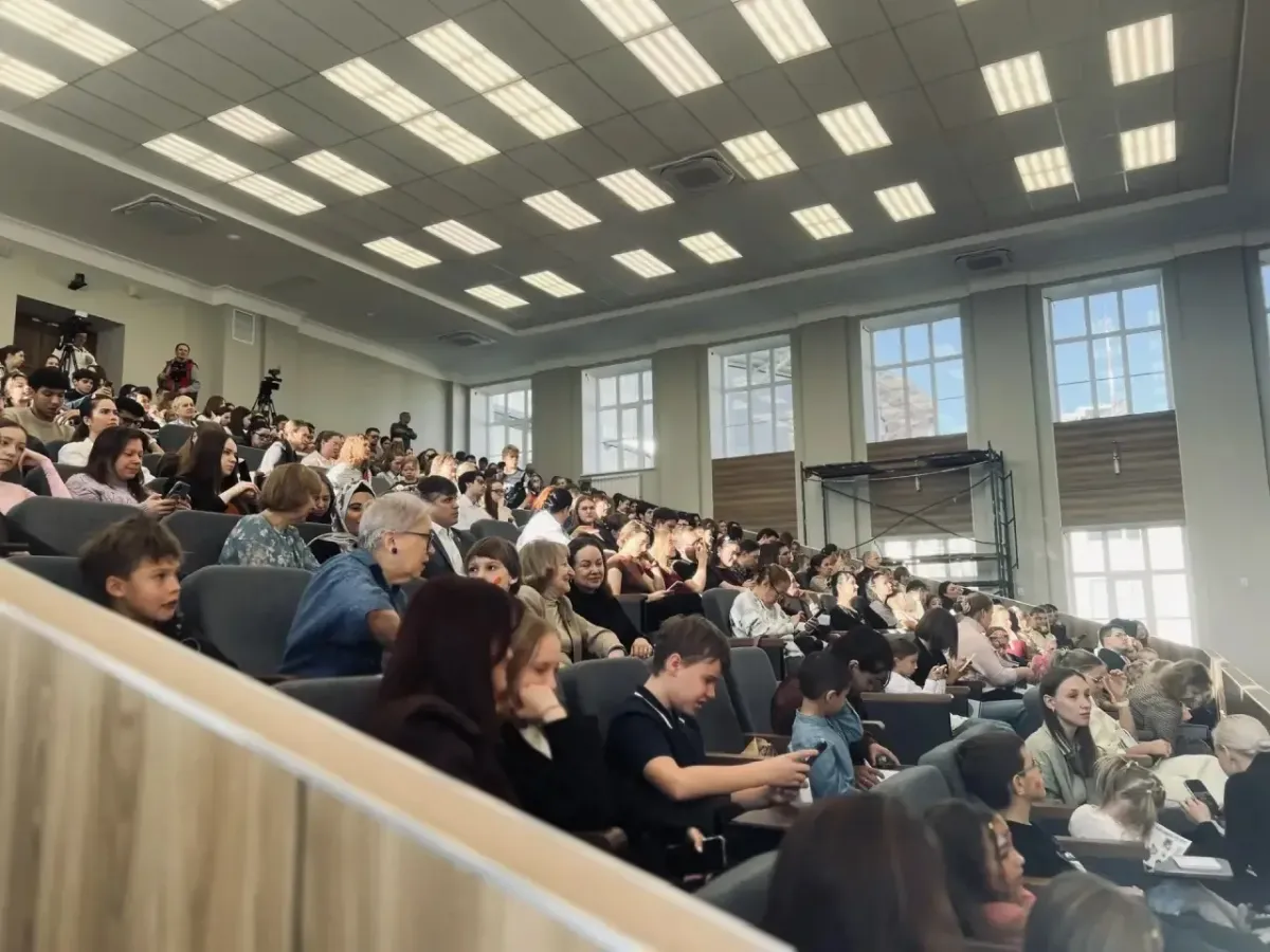 В УГМУ прошёл День семейного общения с участием семинаристов и молодых семей