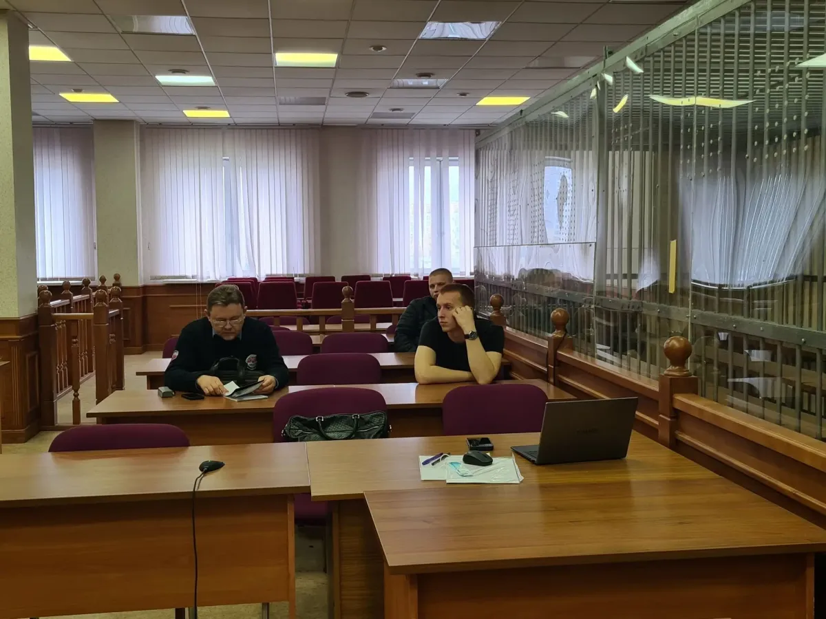 В Екатеринбурге начали рассматривать дело о преступной группе с автомойки