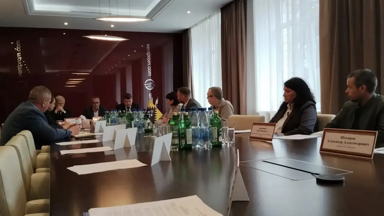 В Артемовском обсудили развитие предприятий и участие в крупных проектах региона — Екатеринбург Сейчас