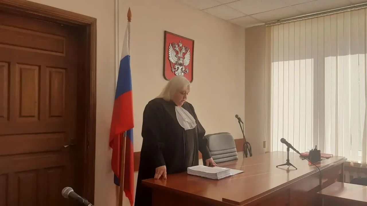 В Ирбите вынесли приговор троим фигурантам дела о взятках за права тракториста — Екатеринбург Сейчас
