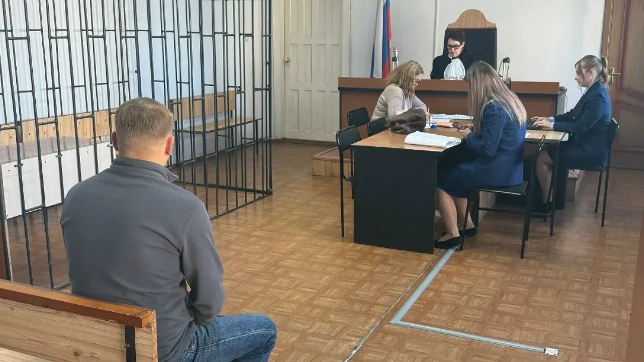 В Талице мужчину освободили от ответственности за подделку ПТС при разводе — Екатеринбург Сейчас