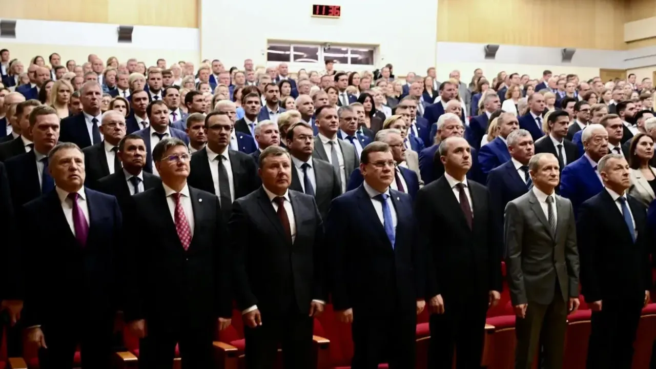 Депутатам нового созыва Заксобрания Свердловской области вручили мандаты — Екатеринбург Сейчас