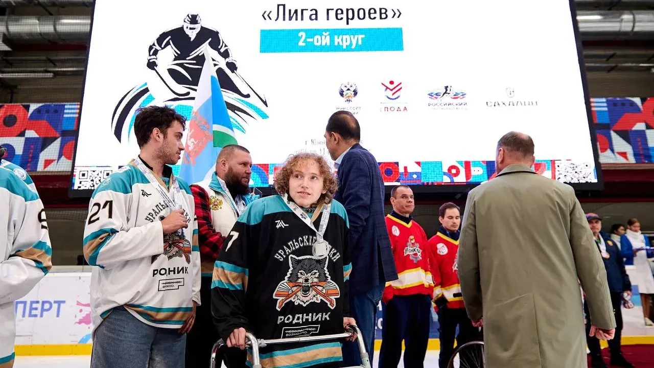 «Уральские волки» взяли серебро второго круга чемпионата России по следж-хоккею — Екатеринбург Сейчас