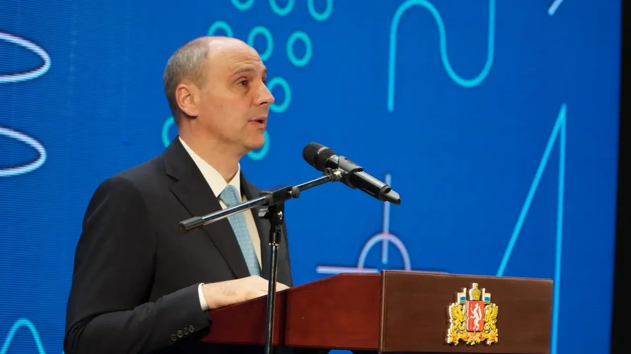 Паслер поздравил уральские колледжи и рассказал о развитии «Профессионалитета» — Екатеринбург Сейчас